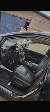 A picture of Tokunbo 2010 lexus Rx 350