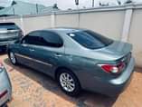 A picture of Lexus Es330 04 model toks standard