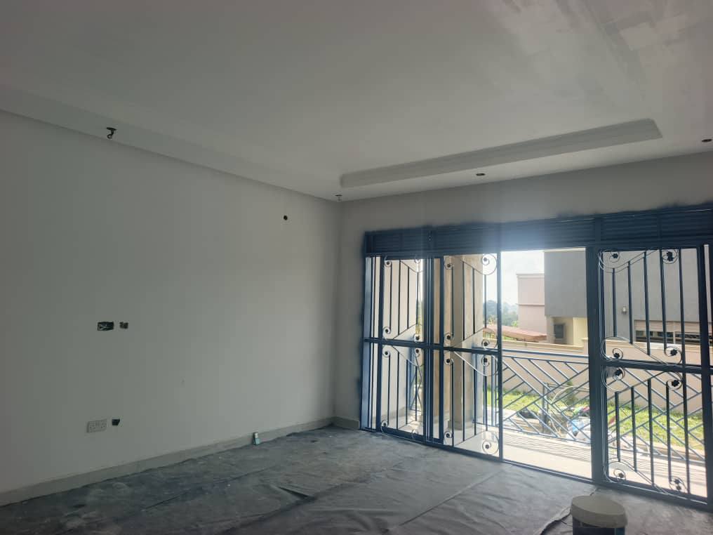 A picture of Brand new house under completion for sale in Kira Kimwanyi