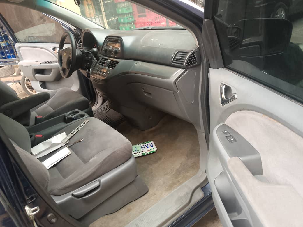 A picture of Sharp Honda Odyssey 2007 model