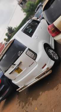 A picture of Toyota rumion