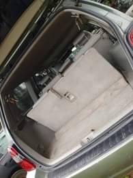 A picture of 06 Toyota Highlander 3 Row Seats Catalyst intact Silent engine