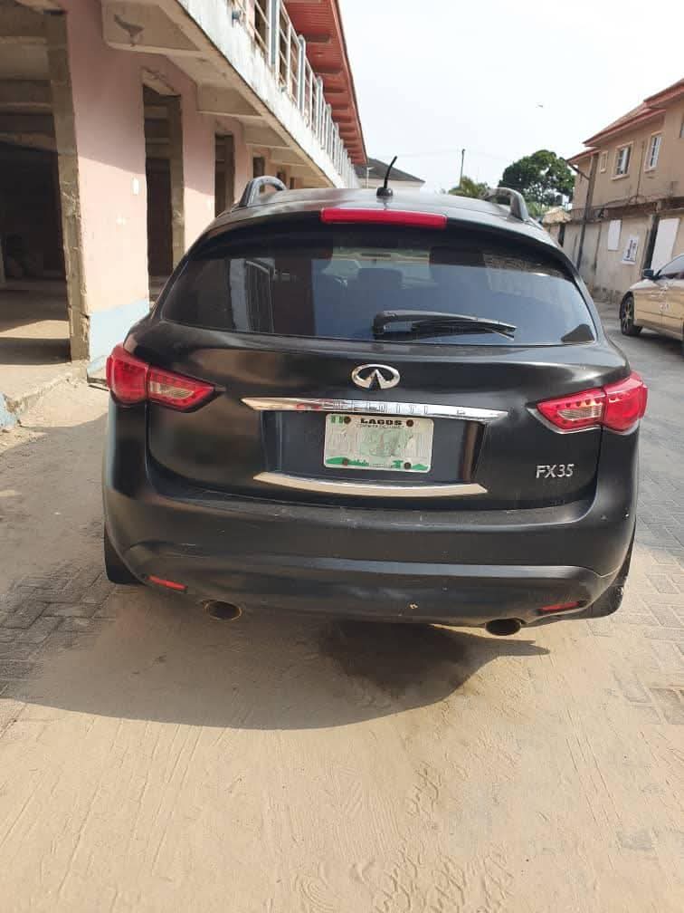 A picture of 2010 Infiniti fx350