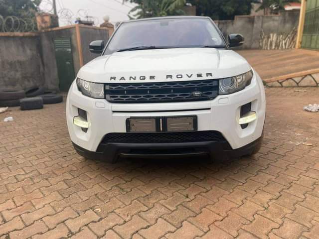 A picture of Car for hire