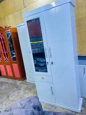 A picture of Kabati milango2 bei 250 000 Location Ubungo 0718121338