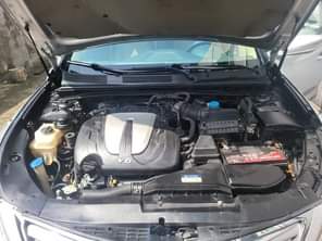 A picture of Sharp Hyundai 013 model Very sound Engine and Gear Ac