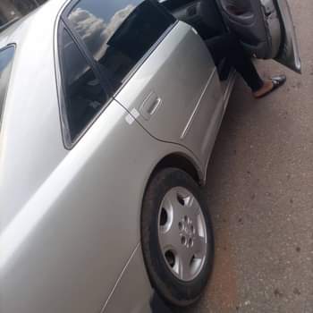 A picture of Super clean Toyota Avalon Perfect engine and gear AC chilling