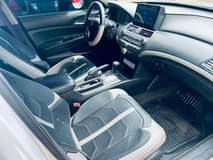 A picture of 012 Honda Accord