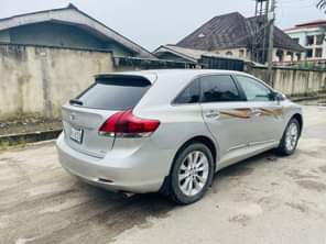 A picture of Toyota venza 2015 model everything is working perfectly buy and
