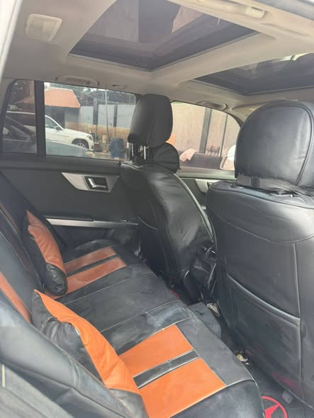 A picture of Benz glk 350 2009