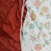 A picture of Elegant Second Hand Beddings only