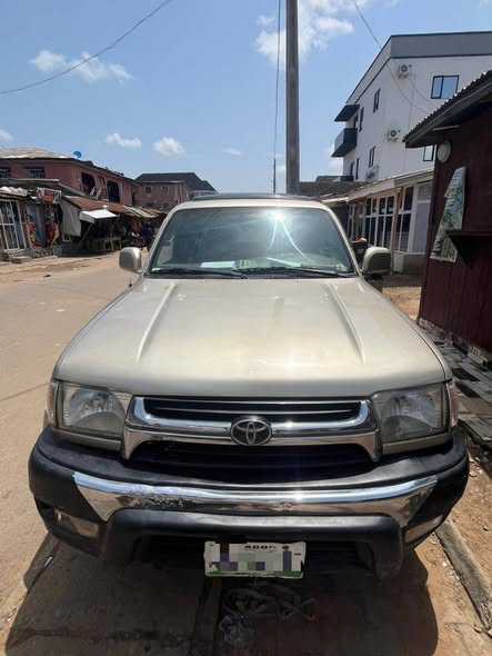 A picture of Toyota 4runner 2001 model available 3 5m