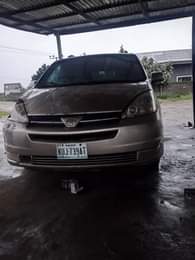 A picture of SIENNA FOR SALE NOTE GEAR DO DISENGAGE Engine AC Going
