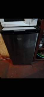 classifieds/fridges