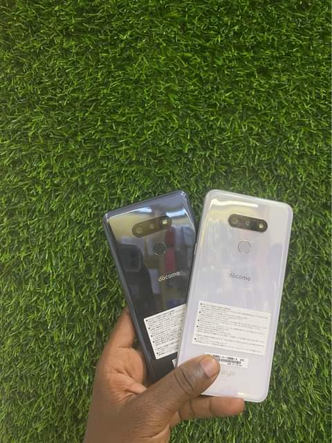 A picture of LG Style 3