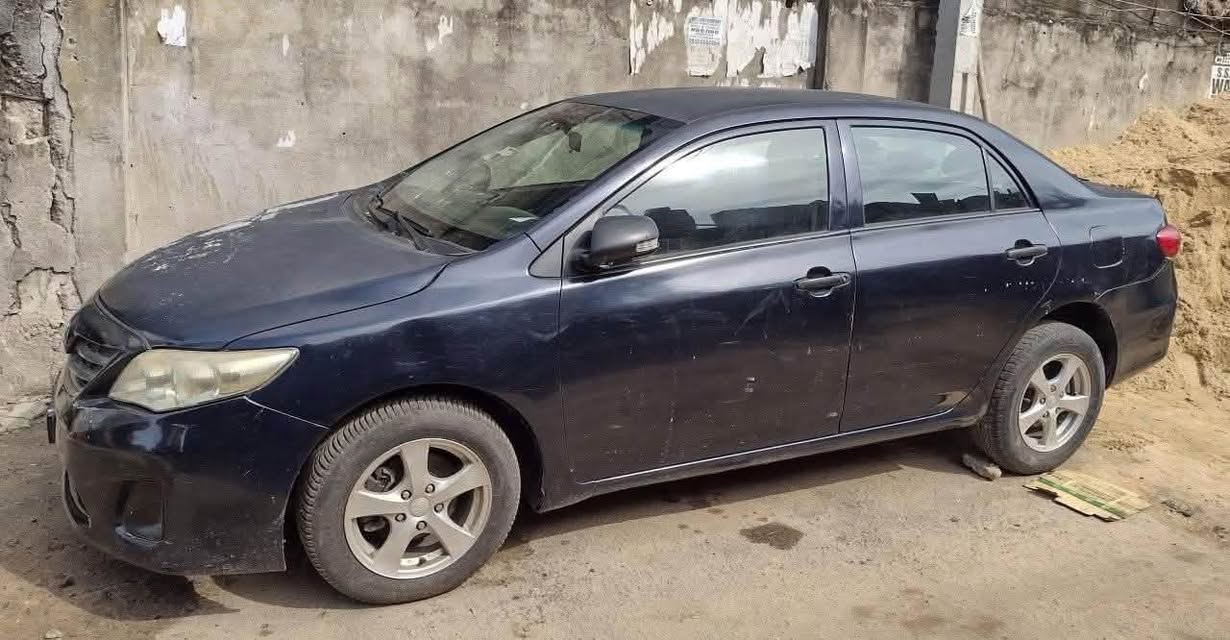 A picture of 2012 Toyota corolla