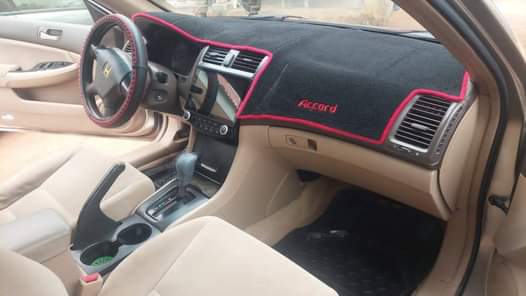 A picture of Sound 2007 Honda DC Unthampered engine and gear Ac working