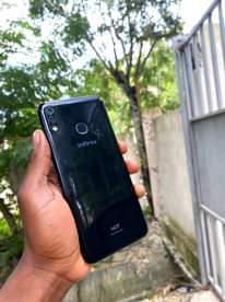 A picture of INFINIX HOT 8LITE
