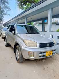 A picture of TOYOTA RAV4 0672847429 WhatsApp