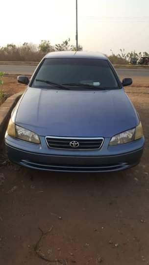 A picture of 2001 Toyota Camry LE