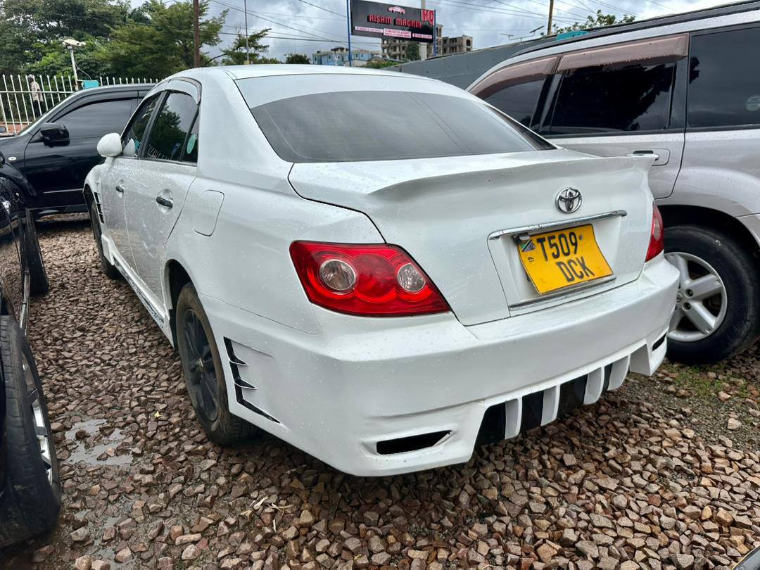 A picture of TOYOTA MARK X