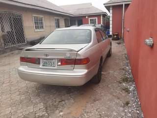 A picture of Toyota Camry big light