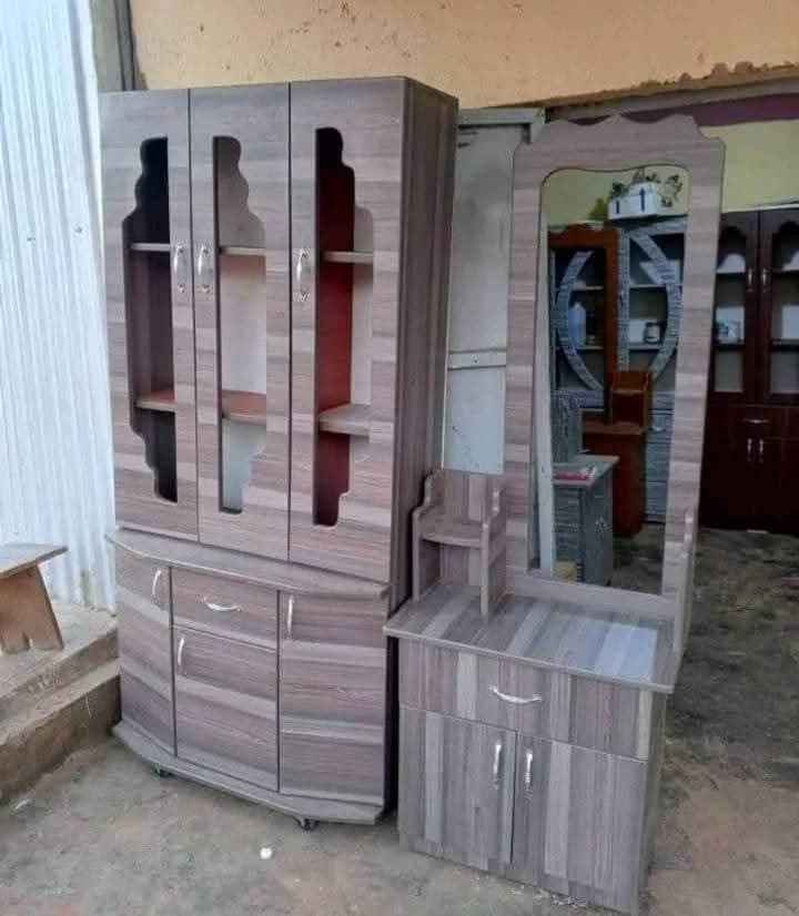 A picture of Sideboard 0779779256