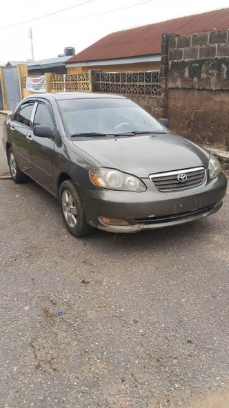 A picture of Toyota corolla 2007model Engine and gearbox Good Ac need attention