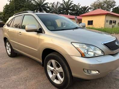 A picture of Foreign used 2006 Lexus Rx330 Available 8 Million Naira Asaba