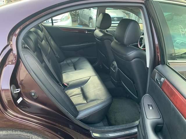 A picture of LEXUS Es300 08063194033
