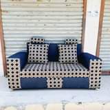 A picture of Ofa ofa ofa sofa kalii mpyaaa usafiri bure mpaka kwako