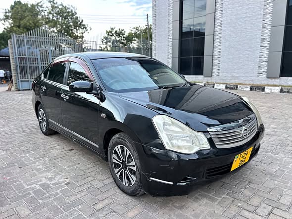 A picture of NISSAN BLUE BAD