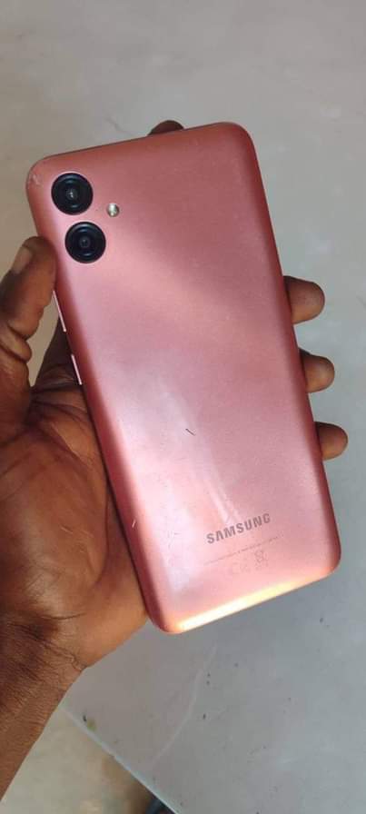 A picture of Samsung A04