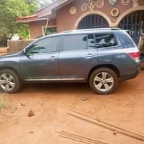 A picture of Direct Belgium 2014 Toyota Highlander Limited Edition but registered Everything