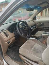 A picture of 2004 Honda pilot Pilot
