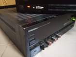 A picture of Amplifier na deki ya fm radio zote kwa 190 watt