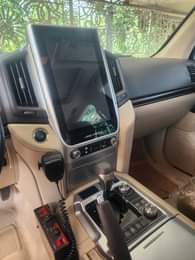 A picture of 2020 Land Cruiser V8 1yrs used price 55millon Location Abuja