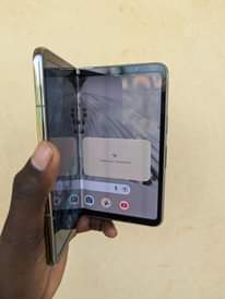 A picture of GOOGLE PIXEL FOLD