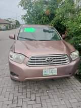A picture of Toyota Highlander 09 perfect Engine but gear delay first body