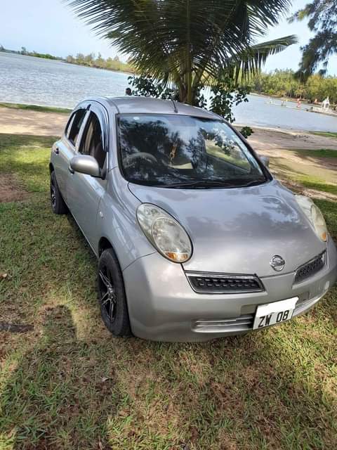 used nissan march