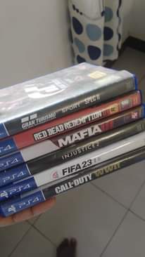 A picture of PlayStation 4 Slim 500gb