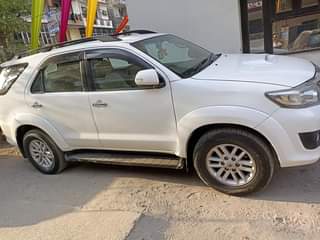 A picture of 2012 4 2 automatic hr no