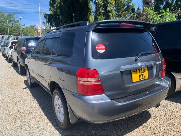A picture of Toyota kluger
