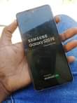 A picture of Samsung S20 fe