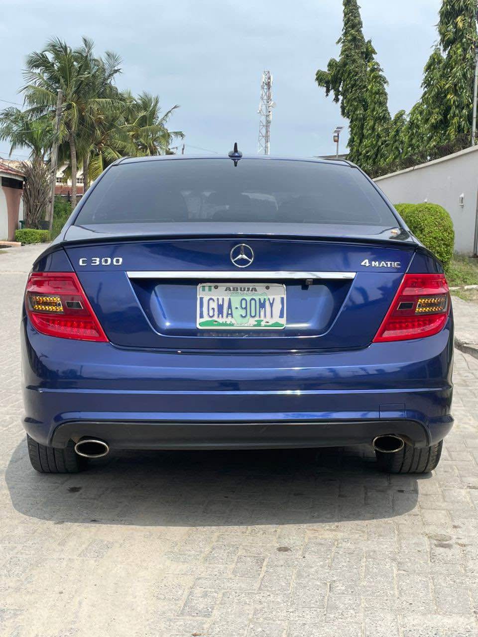 A picture of 2010 Registered Mercedes Benz C300 at 85.M Location Lagos 07037767659