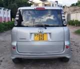A picture of Toyota sienta DXD