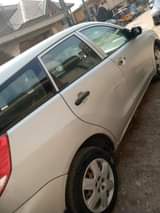 A picture of Toyota matrix