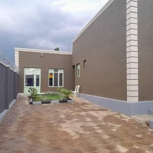 self compound houses