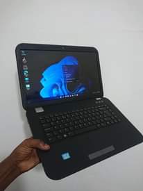 A picture of dell inspiron core i7