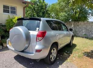 A picture of Toyota Rav 4